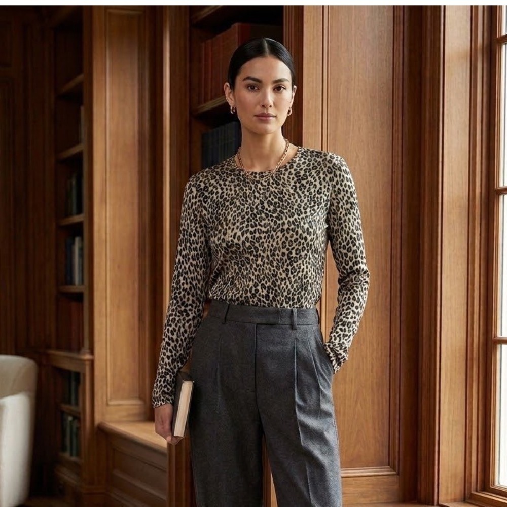 WinterSilks 100% Silk Leopard Print Long Sleeve Top M Quiet Luxury Layering Glam